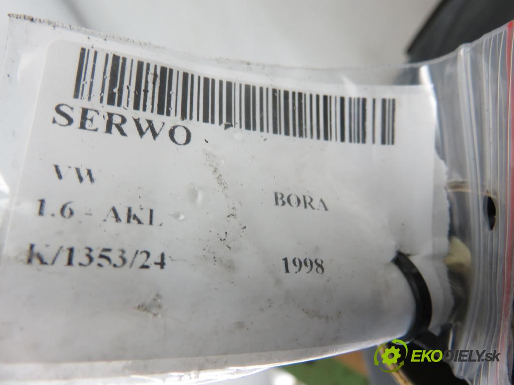 VW BORA (1J2) SEDAN 1998 74,00 1.6 - AKL 1595,00 Posilovač 1J1614105J (Servočerpadlá, pumpy riadenia)
