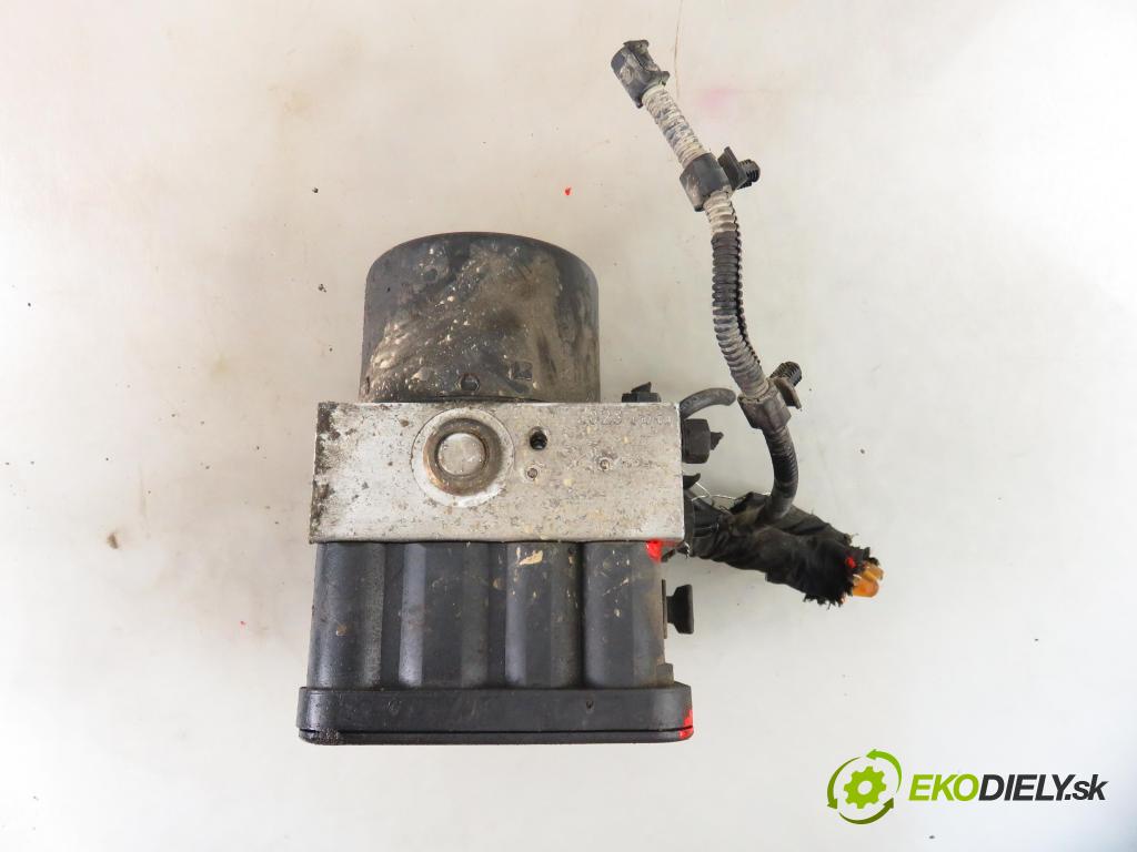 AUDI A3 (8L1) HB 2001 96,00 1.9 TDI PD 130 - ASZ 1896,00 Pumpa ABS 1C0907379E ; 10096003133 (Pumpy ABS)