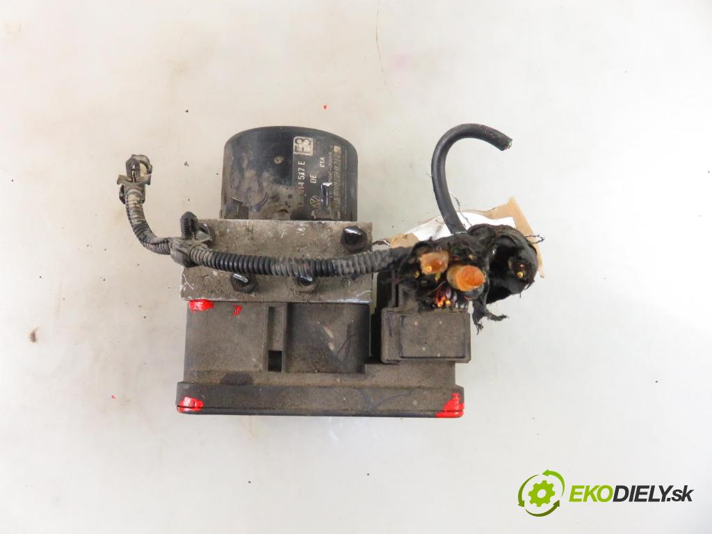 AUDI A3 (8L1) HB 2001 96,00 1.9 TDI PD 130 - ASZ 1896,00 Pumpa ABS 1C0907379E ; 10096003133 (Pumpy ABS)