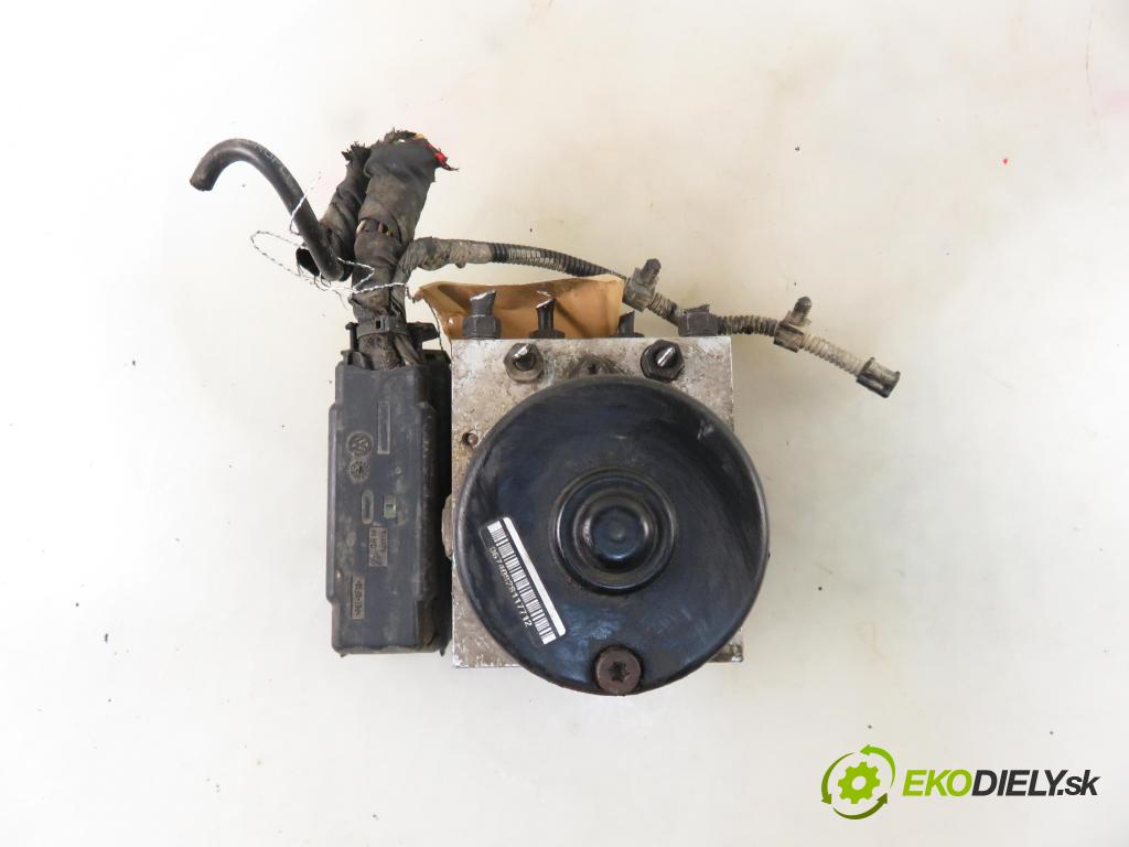 AUDI A3 (8L1) HB 2001 96,00 1.9 TDI PD 130 - ASZ 1896,00 Pumpa ABS 1C0907379E ; 10096003133 (Pumpy ABS)