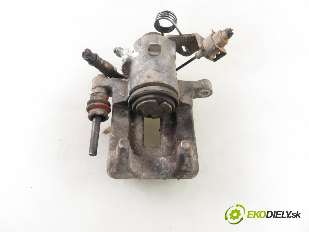 AUDI A3 (8L1) HB 2001 96,00 1.9 TDI PD 130 - ASZ 1896,00 Brzdič strmeň pravé zadné AUDI