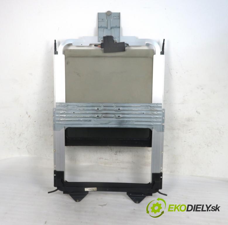 CHRYSLER VOYAGER IV (RG, RS) MINIVAN 2006 160,00 3.8 - EGH 3778,00 střešní okno  (Okna karoserie)