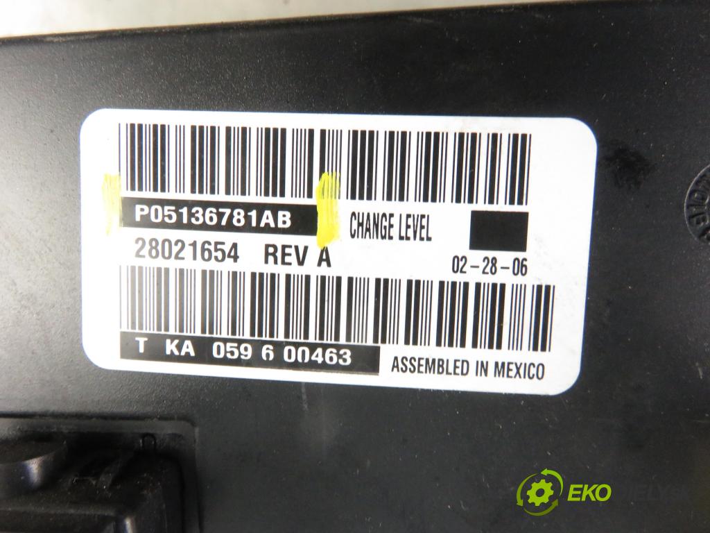 CHRYSLER VOYAGER IV (RG, RS) MINIVAN 2006 160,00 3.8 - EGH 3778,00 Panel kúrenia KLIMATRONIK P05136781AB