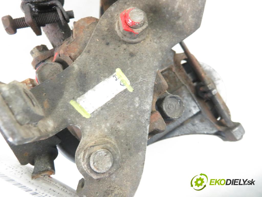 SUZUKI VITARA (ET, TA, TD) TERENOWY 1998 64,00 2.0 TD Intercooler Napęd na wszystkie koła (SV420D 1998,00 Pumpa servočerpadlo 47003244 (Servočerpadlá, pumpy riadenia)