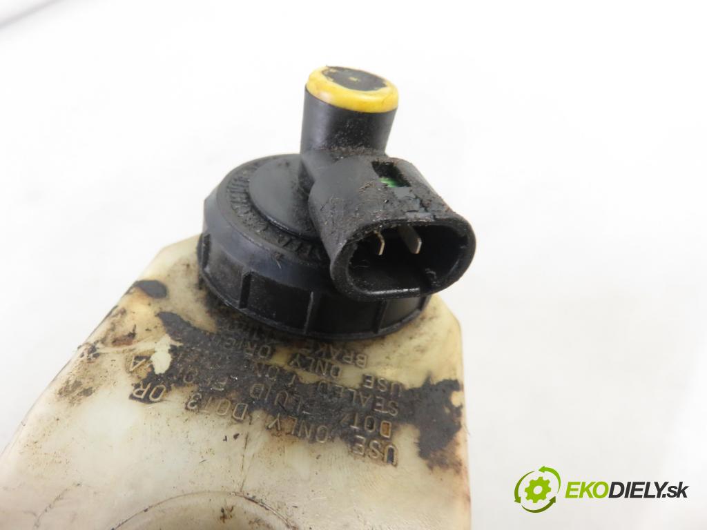 RENAULT SCENIC I (JA0/1_) HB 2002 102,00 2.0 16V RX4 139 - F4R 744 1998,00 Posilovač 8200069904A ; 03786420014 (Servočerpadlá, pumpy riadenia)