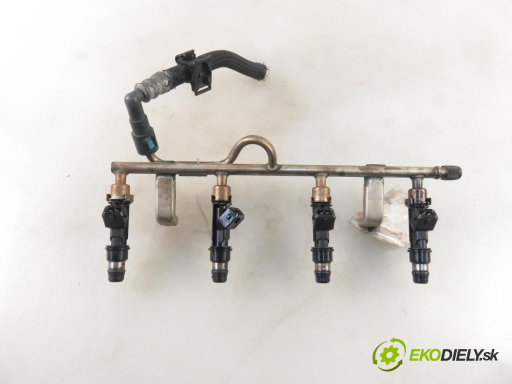 OPEL VECTRA C (Z02) SEDAN 2004 74,00 1.6 16V - Z 16 XE 1598,00 Lišta vstrekovacia 25313846 (Vstrekovacie lišty)