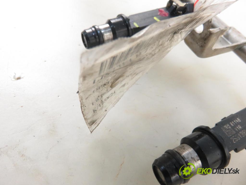 OPEL VECTRA C (Z02) SEDAN 2004 74,00 1.6 16V - Z 16 XE 1598,00 Lišta vstrekovacia 25313846 (Vstrekovacie lišty)