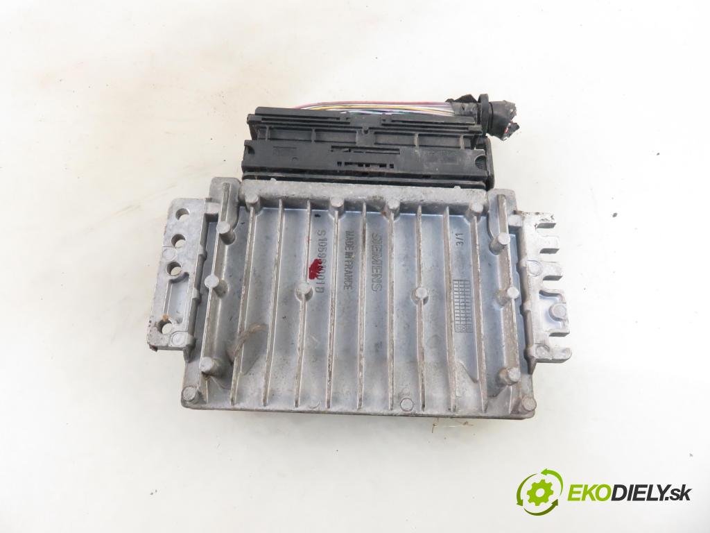 RENAULT SCENIC I (JA0/1_) HB 2002 102,00 2.0 16V RX4 139 - F4R 744 1998,00 řídící jednotka motora S110114000B ; 8200057536 ; 8200029658