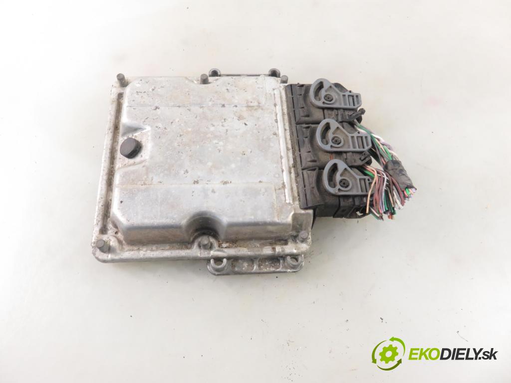 RENAULT LAGUNA II Grandtour (KG0/1_) KOMBI 2001 79,00 1.9 dCi - F9Q 718 1870,00 Riadiaca jednotka Motor 82300121886 ; 8200126462 ; 0281010482