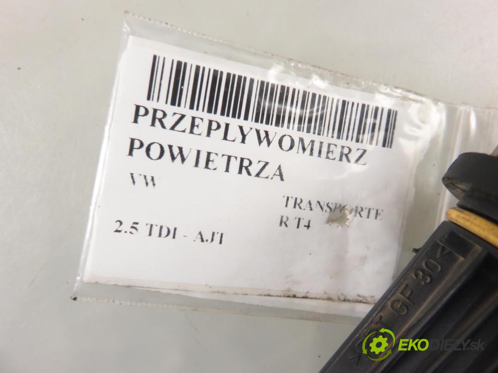 VW TRANSPORTER IV Skrzynia (70XA) BUS 2003 65,00 2.5 TDI - AJT 2461,00 váha vzduchu vzduchu 722684080
