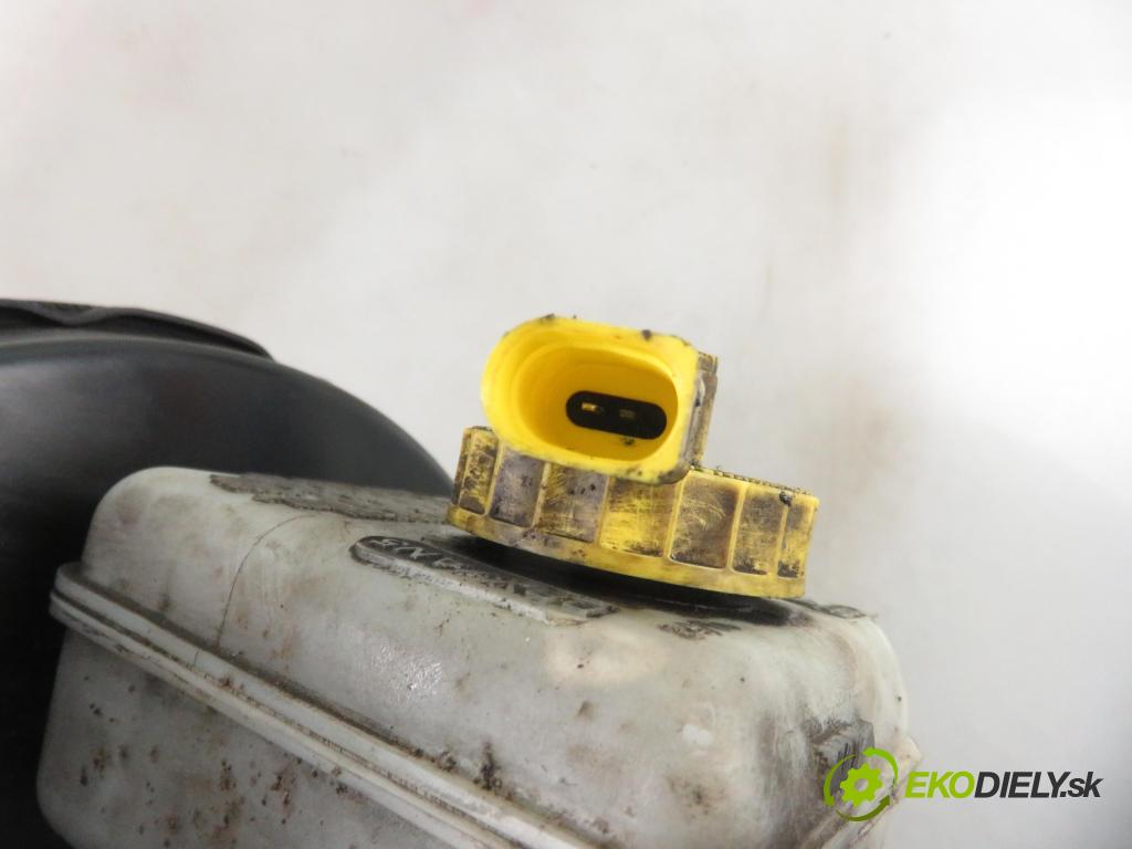 SKODA OCTAVIA I Combi (1U5) KOMBI 2000 66,00 1.9 TDI - AGR 1896,00 Posilovač 1J1614105H (Servočerpadlá, pumpy riadenia)