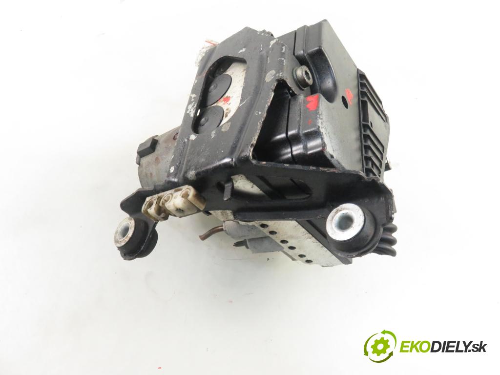 AUDI A4 (8D2, B5) SEDAN 1997 92,00 1.8 20V 125 quattro - ADR 1781,00 Pumpa ABS 8D0614111D ; 0265218020 (Pumpy ABS)