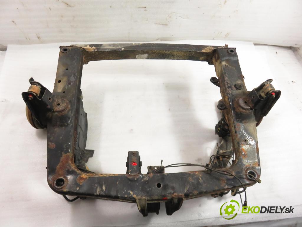 SMART CITY-COUPE (450) HB 2001 45,00 0.6 (450.352, 450.353) - M 160 E6AL B05 599,00 Výstuha zadná ABS