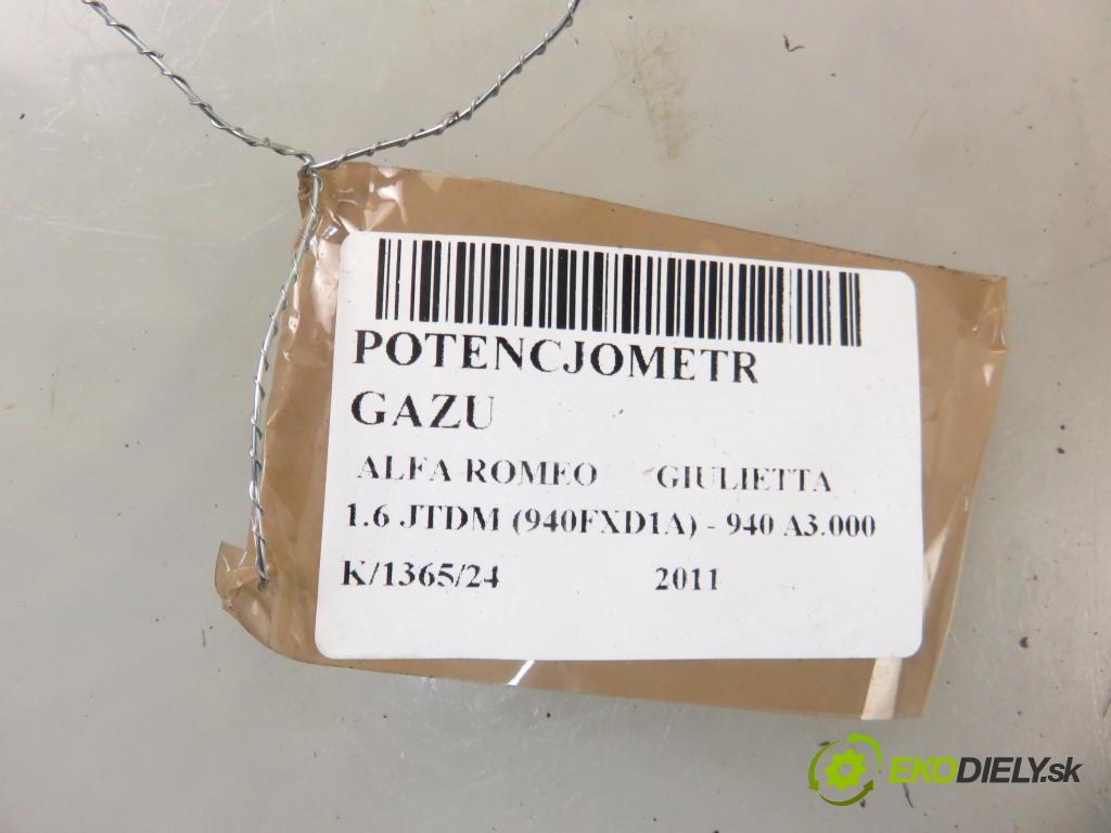 ALFA ROMEO GIULIETTA (940_) HB 2011 77,00 1.6 JTDM (940FXD1A) - 940 A3.000 1598,00 Potenciometer plynu 505212670 ; 6PV01017510 (Pedále)
