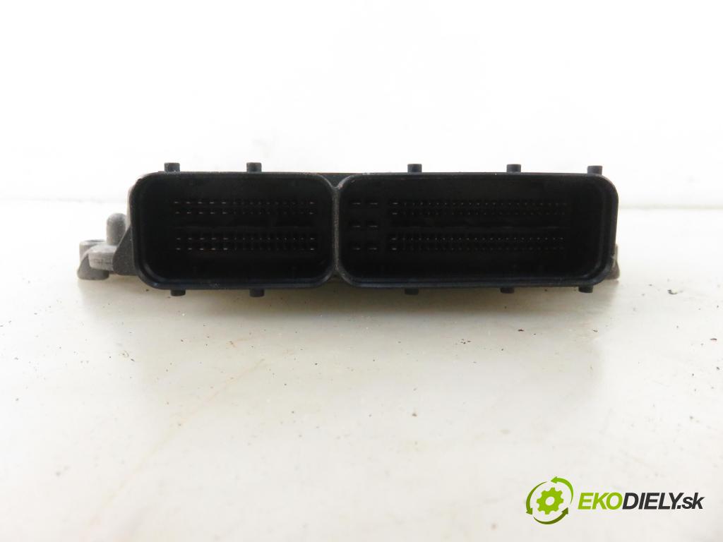 ALFA ROMEO GIULIETTA (940_) HB 2011 77,00 1.6 JTDM (940FXD1A) - 940 A3.000 1598,00 řídící jednotka motora 51888607 ; 0281017785