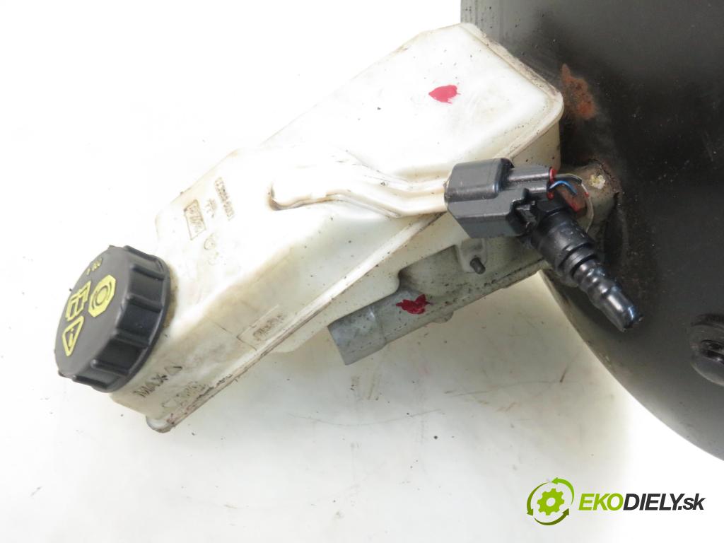 FORD FOCUS II (DA_, HCP) HB 2006 59,00 1.4 - ASDA 1388,00 Posilovač 3M512B195GA ; 03786436074 (Servočerpadlá, pumpy riadenia)