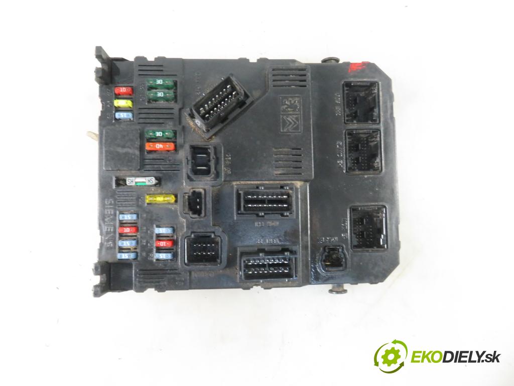 PEUGEOT PARTNER Skrzynia (5_, G_) KOMBIVAN 2004 51,00 1.9 D - WJY (DW8B) 1868,00 MODUL BSI S118085320C ; 9652474680