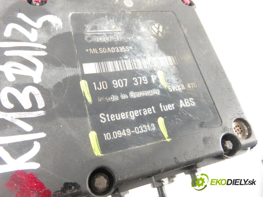 VW GOLF IV (1J1) HB 1999 55,00 1.4 16V 75 - AKQ 1390,00 Pumpa ABS 1J0907379P ; 1J0614117D ; 10094903313 (Pumpy ABS)