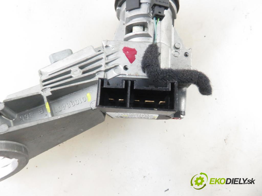 ALFA ROMEO GIULIETTA (940_) HB 2011 77,00 1.6 JTDM (940FXD1A) - 940 A3.000 1598,00 spinačka 505194180 ; 01098401 (Spínacie skrinky a kľúče)