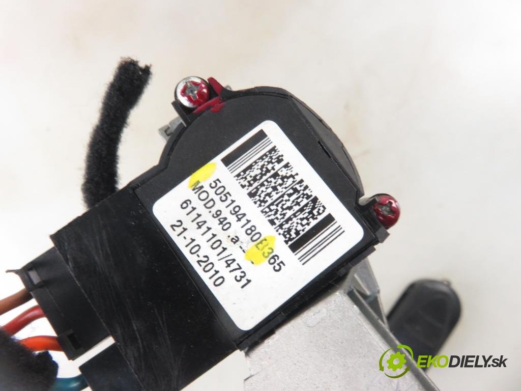 ALFA ROMEO GIULIETTA (940_) HB 2011 77,00 1.6 JTDM (940FXD1A) - 940 A3.000 1598,00 spinačka 505194180 ; 01098401 (Spínacie skrinky a kľúče)