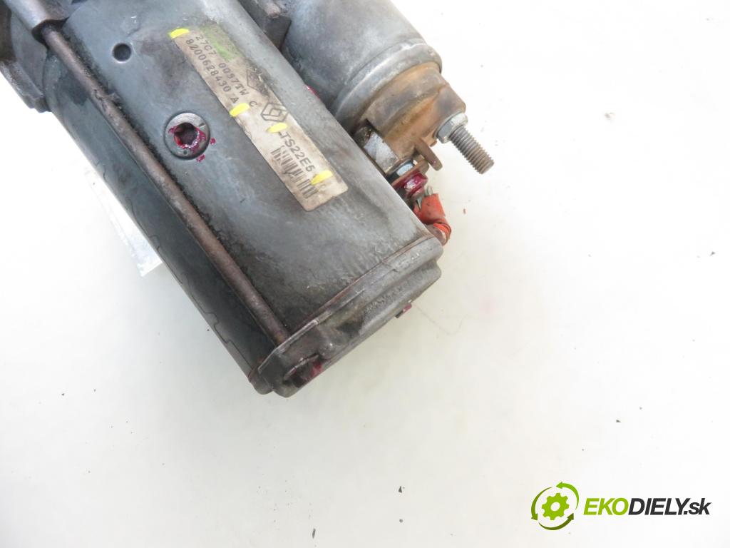 RENAULT SCENIC II (JM0/1_) MINIVAN 2007 110,00 2.0 dCi (JM1K) - M9R 721 1995,00 Štartér 8200628430 ; 8200628430A ; TS22E5 (Štartéry)