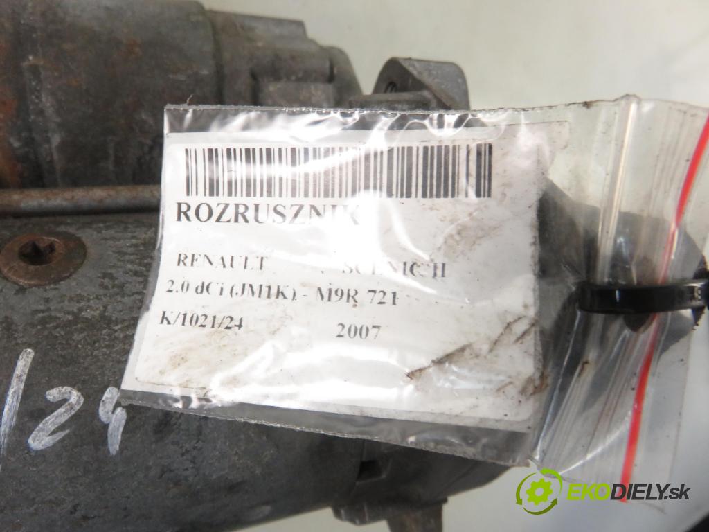 RENAULT SCENIC II (JM0/1_) MINIVAN 2007 110,00 2.0 dCi (JM1K) - M9R 721 1995,00 Štartér 8200628430 ; 8200628430A ; TS22E5 (Štartéry)