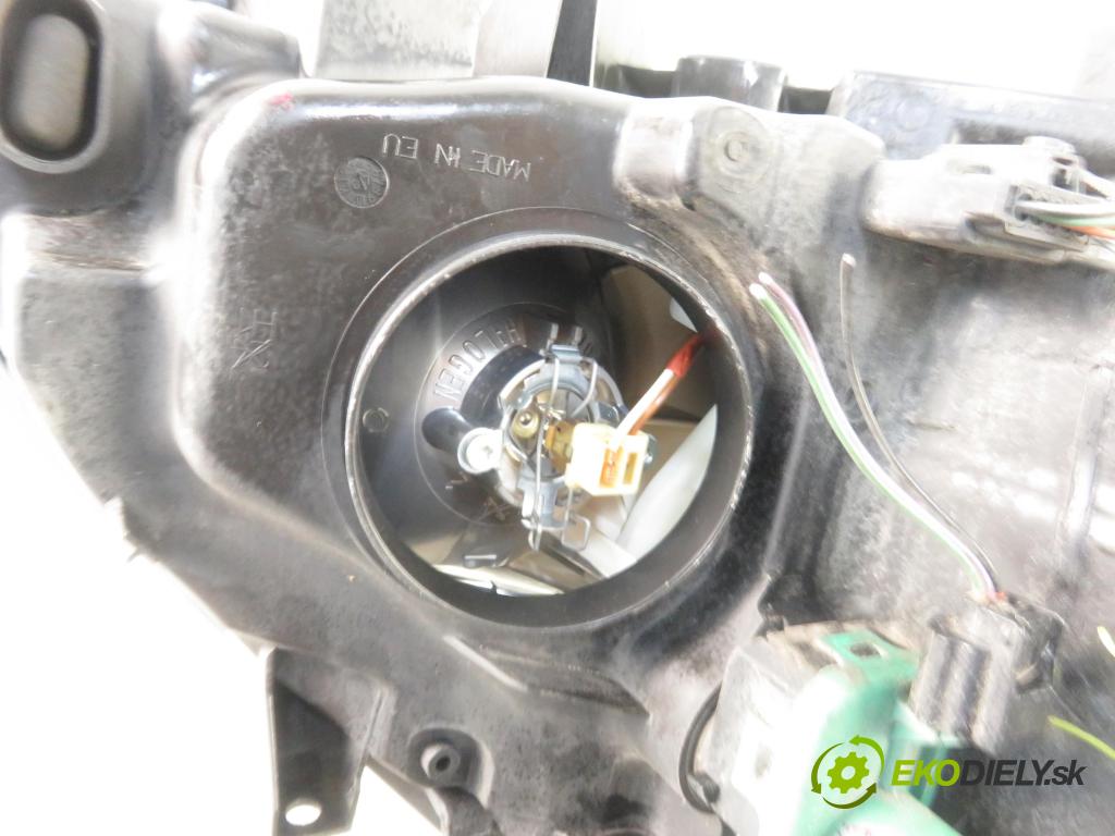 RENAULT SCENIC II (JM0/1_) MINIVAN 2007 110,00 2.0 dCi (JM1K) - M9R 721 1995,00 Svetlo LP