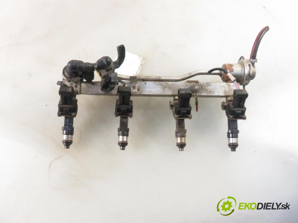 OPEL ZAFIRA TOURER C (P12) MINIVAN 2012 103,00 1.4 - A 14 NET 1364,00 Lišta vstrekovacia 55577580 ; 0280151267 ; 0280158205 (Vstrekovacie lišty)