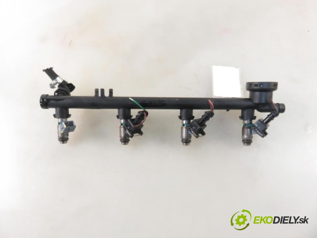 RENAULT SCENIC I (JA0/1_) HB 2002 102,00 2.0 16V RX4 139 - F4R 744 1998,00 Lišta vstrekovacia 7700112777 ; 7700107405 ; IWP042 (Vstrekovacie lišty)