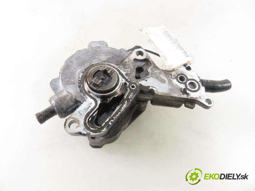 AUDI A3 (8L1) HB 2001 74,00 1.9 TDI - ATD 1896,00 Pumpa vákuová 038145209A