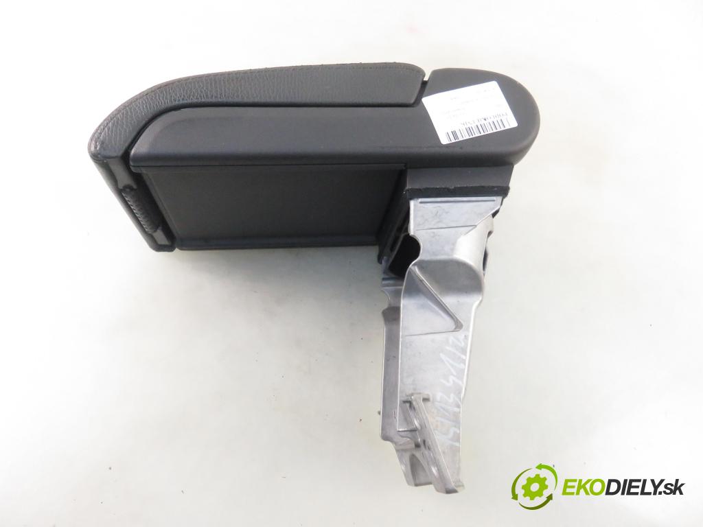 OPEL VECTRA C Kombi (Z02) KOMBI 2008 110,00 1.9 CDTI - Z 19 DTH 1910,00 Lakťová opierka 13242819