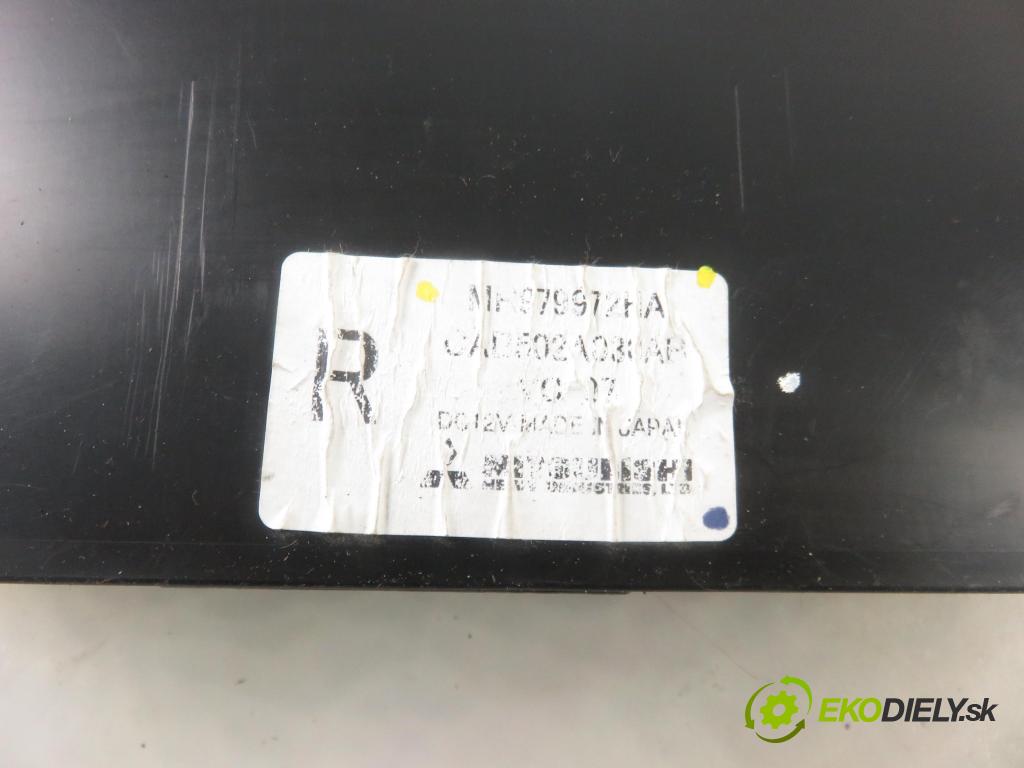 MITSUBISHI OUTLANDER I (CU_W) SUV 2007 100,00 2.0 (CU2W) - 4G63 (DOHC 16V) 1997,00 Panel kúrenia KLIMATIZACE: MR979972HA