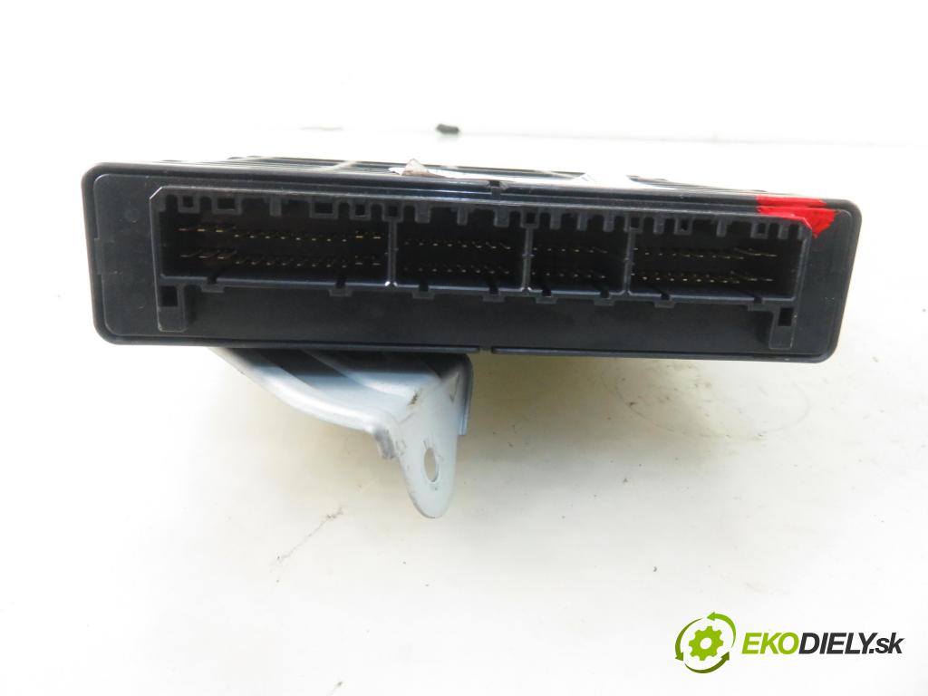 MITSUBISHI OUTLANDER I (CU_W) SUV 2007 100,00 2.0 (CU2W) - 4G63 (DOHC 16V) 1997,00 řídící jednotka motora 1860A154 ; E6T38982H