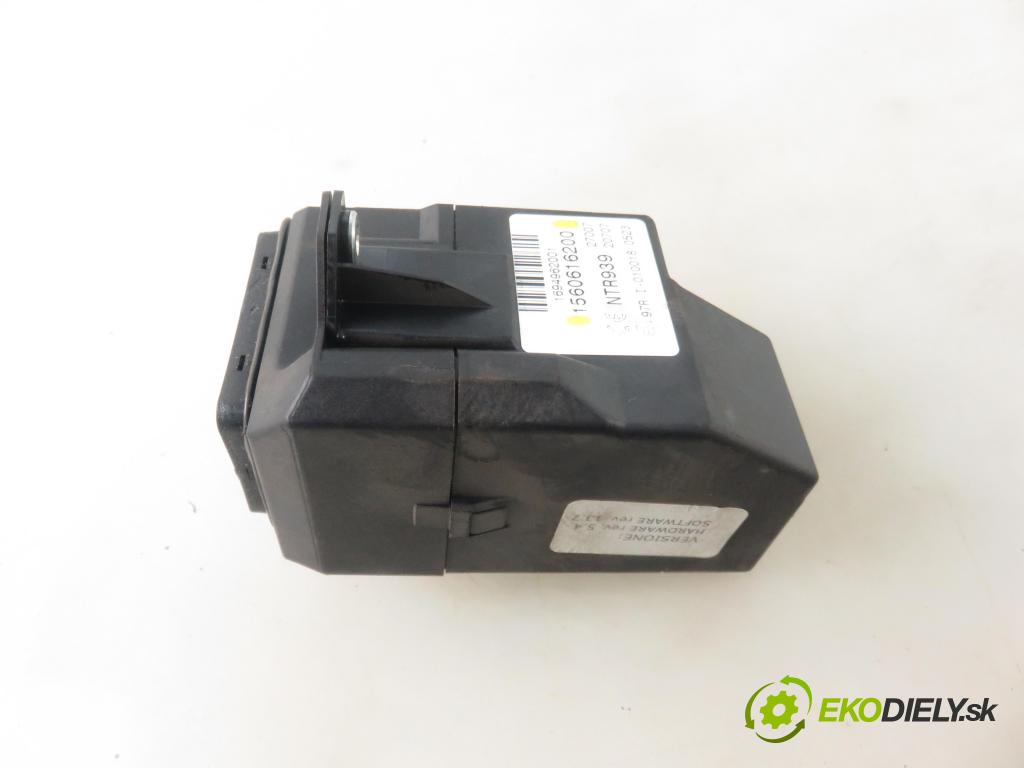 ALFA ROMEO 159 (939_) SEDAN 2007 110,00 1.9 JTDM 16V - 939 A2.000 1910,00 spinačka 1560616200 (Spínacie skrinky a kľúče)