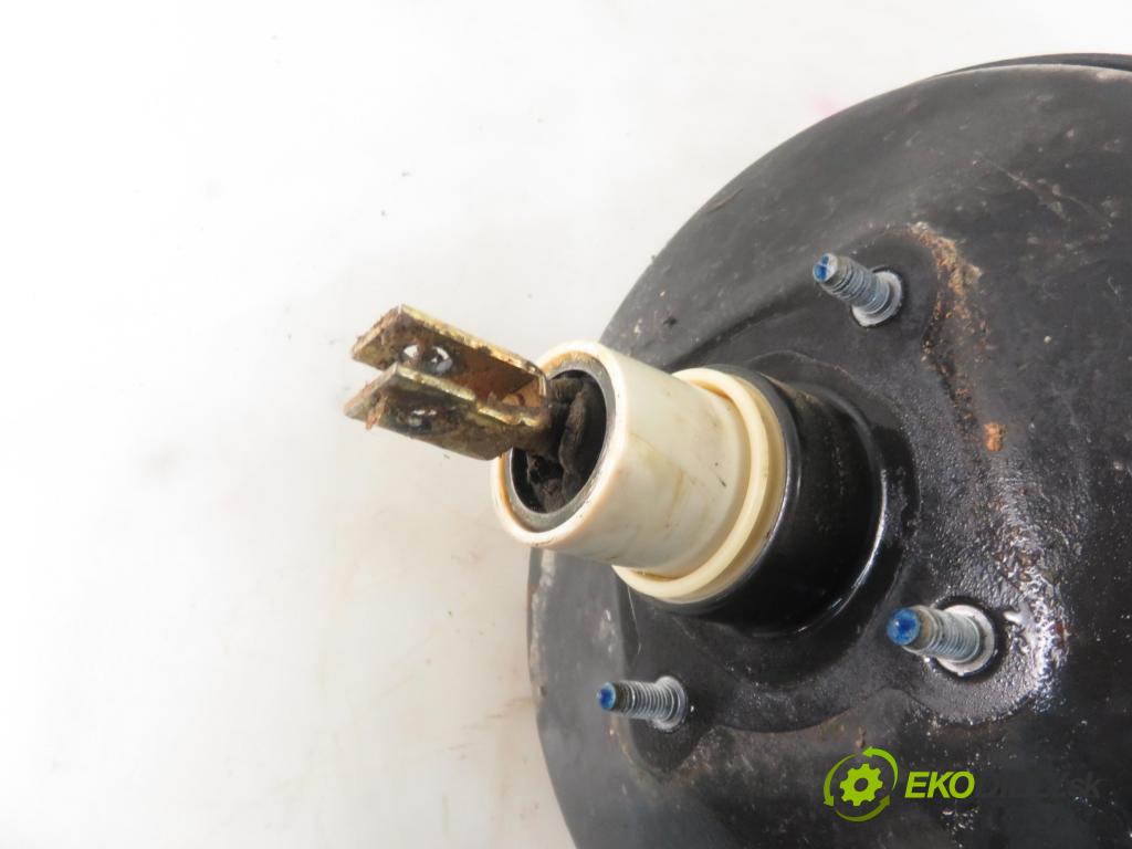 PEUGEOT PARTNER Skrzynia (5_, G_) KOMBIVAN 2004 51,00 1.9 D - WJY (DW8B) 1868,00 Posilovač 9648370680 ; 0204024823 (Servočerpadlá, pumpy riadenia)