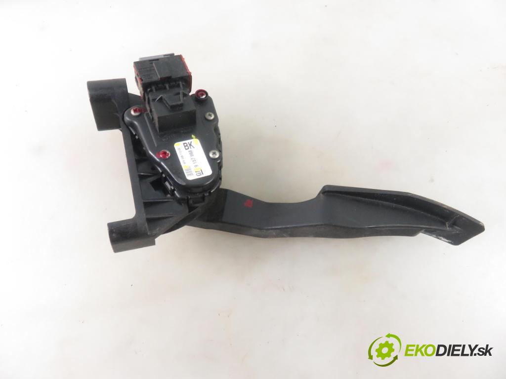 OPEL ASTRA G liftback (T98) HB 2001 92,00 1.8 16V - Z 18 XE 1796,00 Potenciometer plynu 9157998BK ; 6PV00811200 (Pedále)