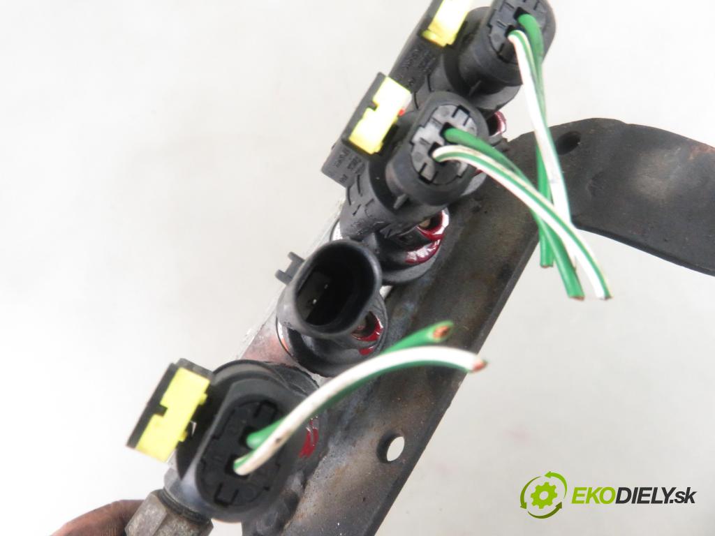 MAZDA 626 V (GF) LIFTBACK 2001 85,00 2 - FS 1991,00 lišta vstřikovací LPG 09SQ99020002G ; 67R010185