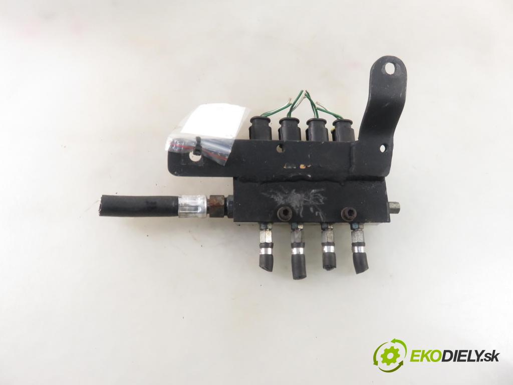 MAZDA 626 V (GF) LIFTBACK 2001 85,00 2 - FS 1991,00 lišta vstřikovací LPG 09SQ99020002G ; 67R010185