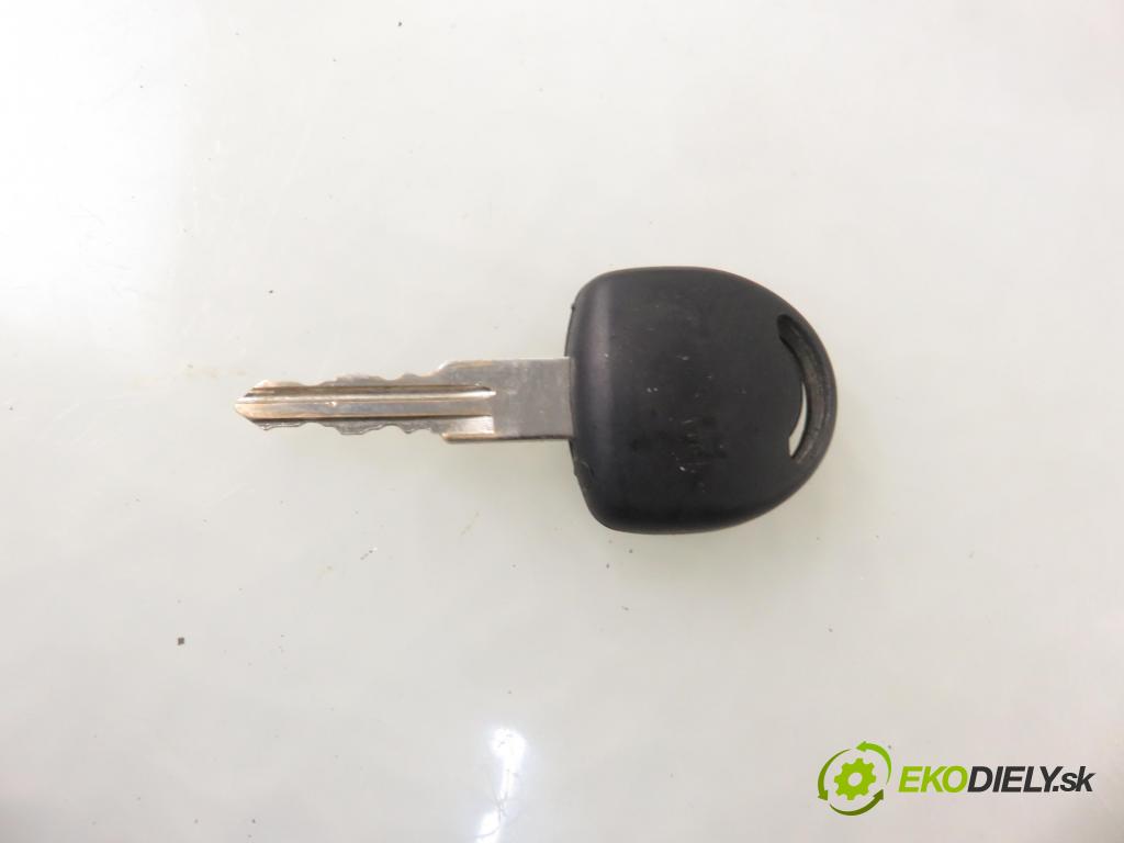 OPEL ASTRA G liftback (T98) HB 2001 92,00 1.8 16V - Z 18 XE 1796,00 spinačka 24445098 ; 90589313 ; 90589389 (Spínacie skrinky a kľúče)