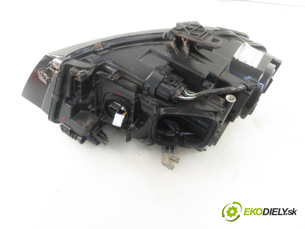 AUDI A4 (8K2, B8) SEDAN 2009 105,00 2.0 TDI - CAGA 1968,00 Svetlo PP 8K0941004C