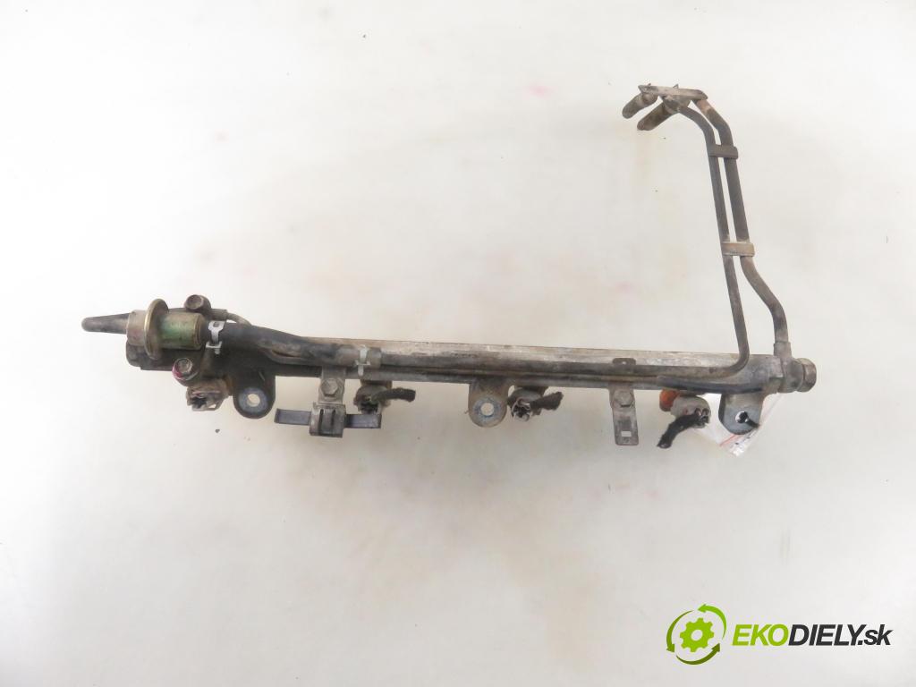 SUZUKI GRAND VITARA I (FT, HT) TERENOWY 2002 94,00 2.0 4x4 128 - J20A 1995,00 Lišta vstrekovacia INP771 (Vstrekovacie lišty)