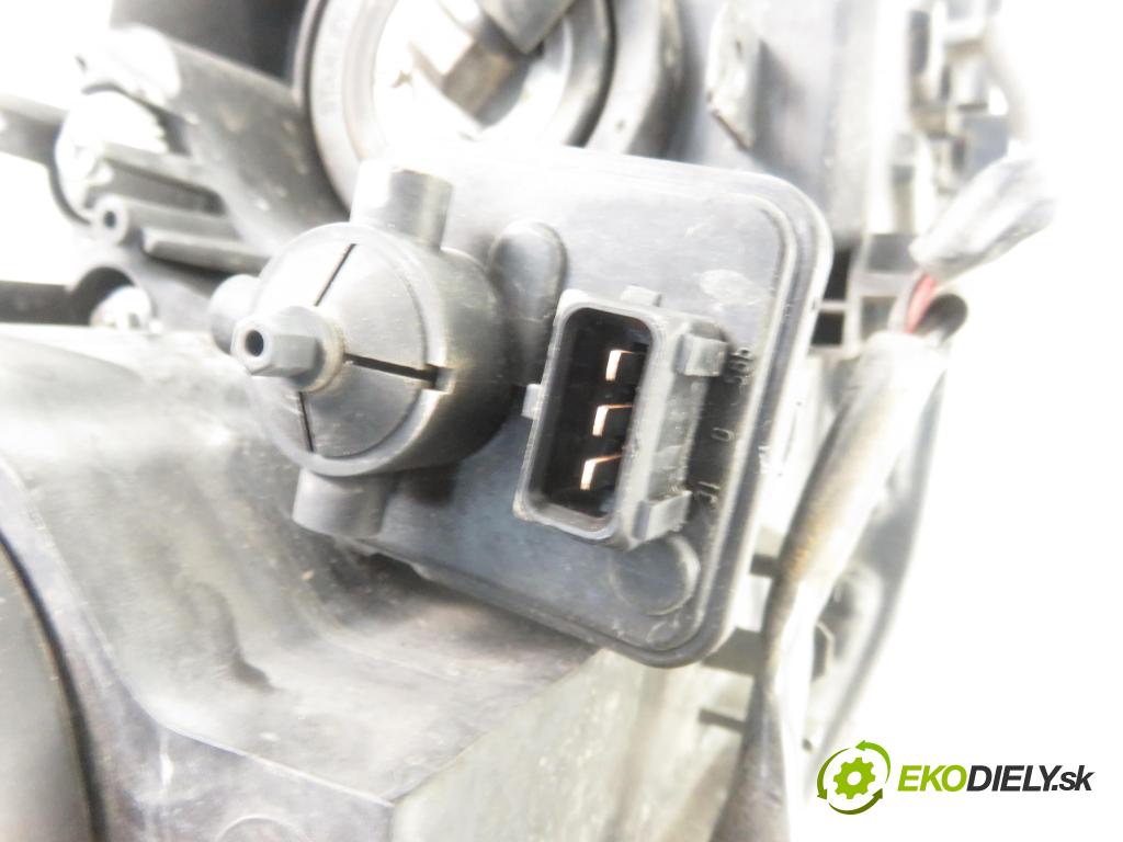 MITSUBISHI OUTLANDER I (CU_W) SUV 2007 100,00 2.0 (CU2W) - 4G63 (DOHC 16V) 1997,00 Svetlo LP