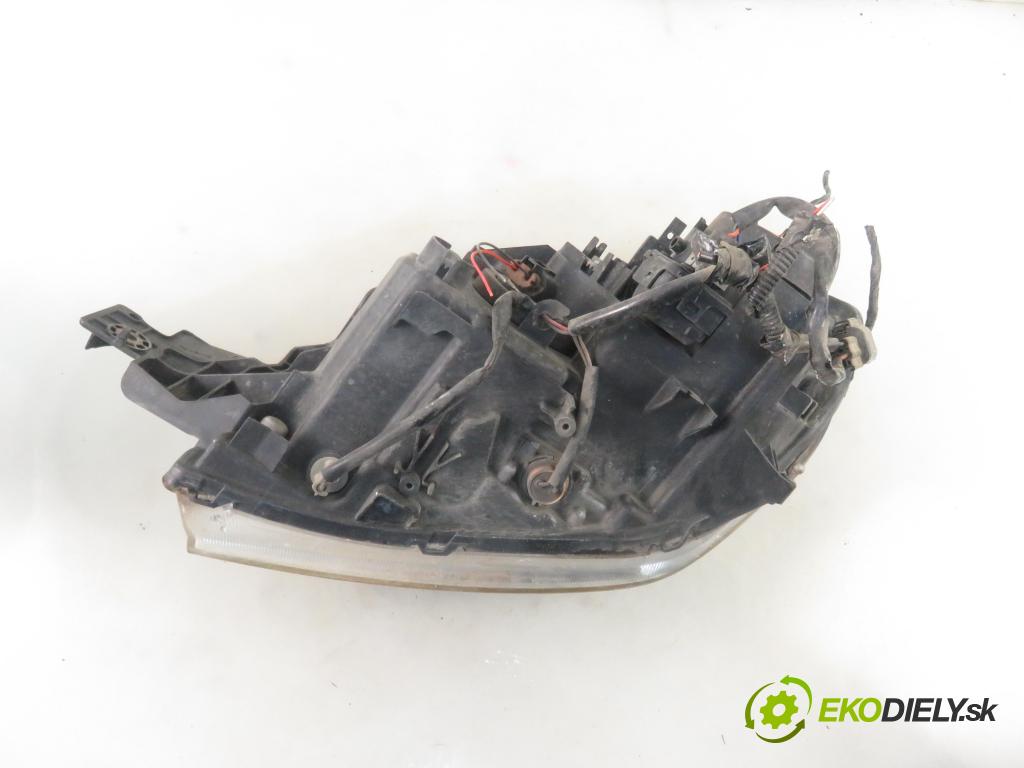 MITSUBISHI OUTLANDER I (CU_W) SUV 2007 100,00 2.0 (CU2W) - 4G63 (DOHC 16V) 1997,00 Svetlo PP