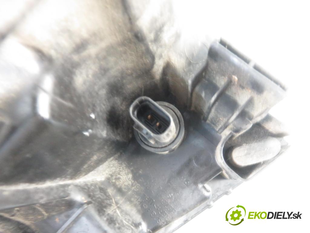 HYUNDAI MATRIX (FC) HB 2003 66,00 1.6 - G4ED-L 1599,00 Svetlo PP 