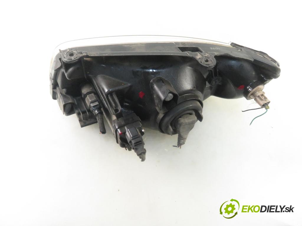 HYUNDAI MATRIX (FC) HB 2003 66,00 1.6 - G4ED-L 1599,00 Svetlo PP