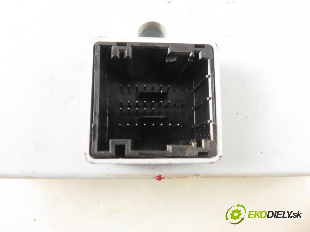 FIAT PUNTO (188_) HB 2001 59,00 1.9 JTD 80 - 188 A2.000 1910,00 MODUL BSI 46788429
