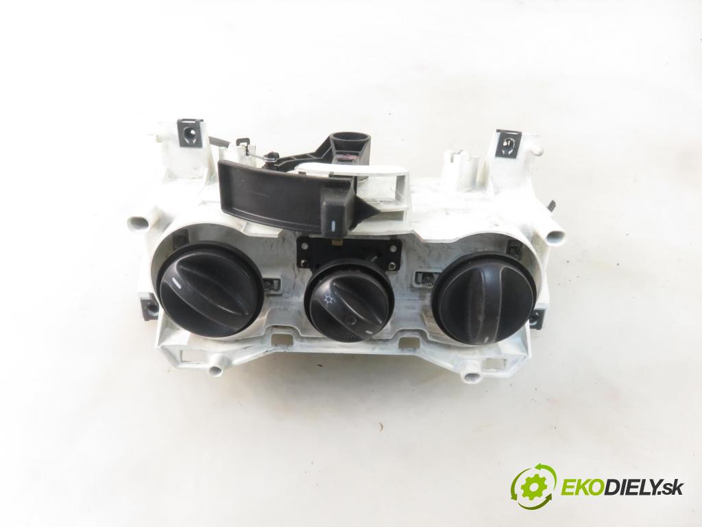 FIAT PUNTO (188_) HB 2001 59,00 1.9 JTD 80 - 188 A2.000 1910,00 Panel kúrenia KLIMATIZACE: 