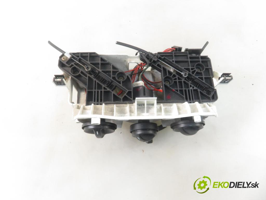 FIAT PUNTO (188_) HB 2001 59,00 1.9 JTD 80 - 188 A2.000 1910,00 Panel kúrenia KLIMATIZACE: