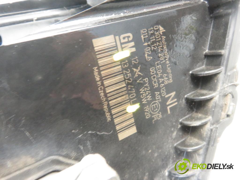OPEL ZAFIRA B (A05) MINIVAN 2006 77,00 1.6 105 - Z 16 XEP 1598,00 Svetlo LP 13252470