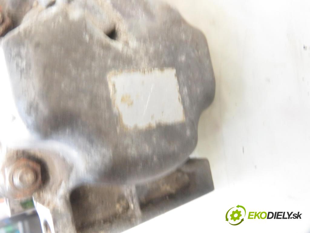MAZDA 6 Station Wagon (GY) KOMBI 2006 105,00 2.0 DI 143 - RF7J 1998,00 KOMPRESOR: klimatizace  (Kompresory)